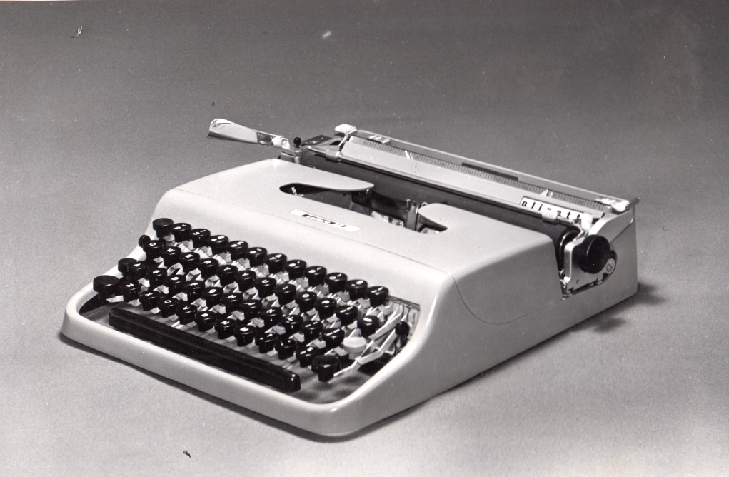 Kleinschreibmaschine Lettera 22  /1963