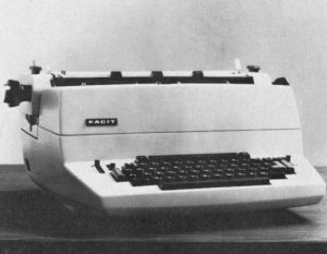 Schreibmaschine FACIT 1820