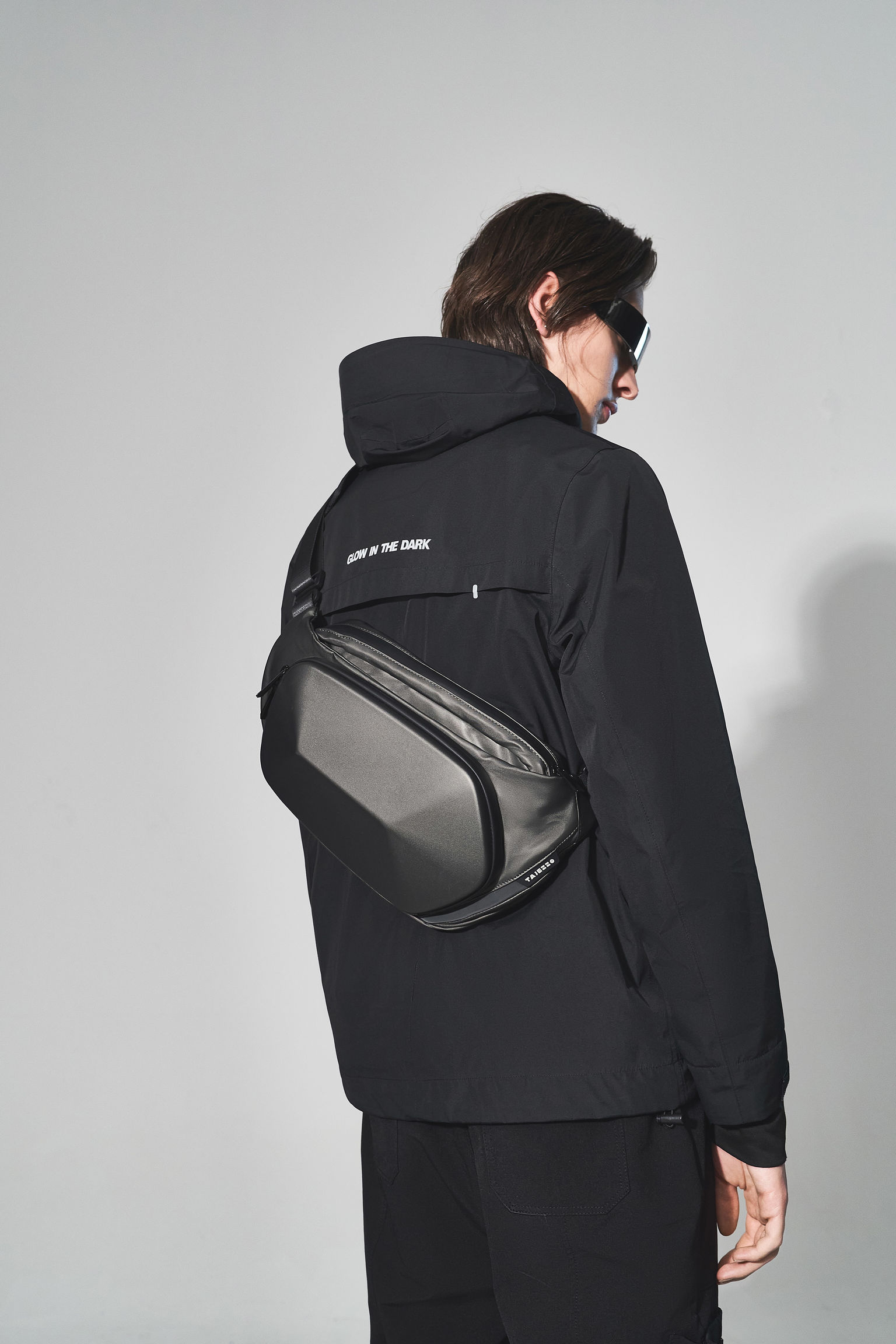 Tajezzo sling bag outlet