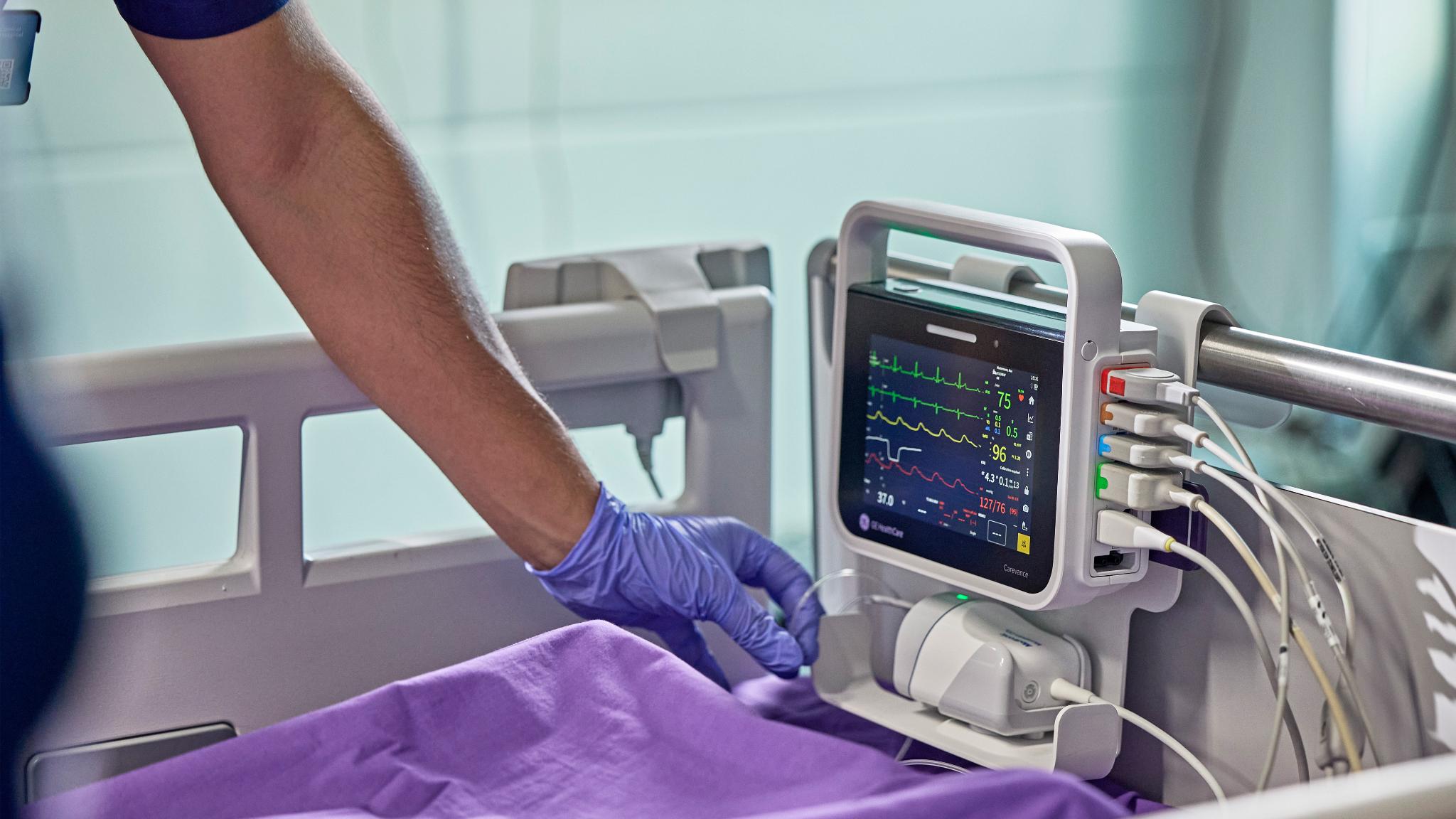 Carevance Patient Monitor