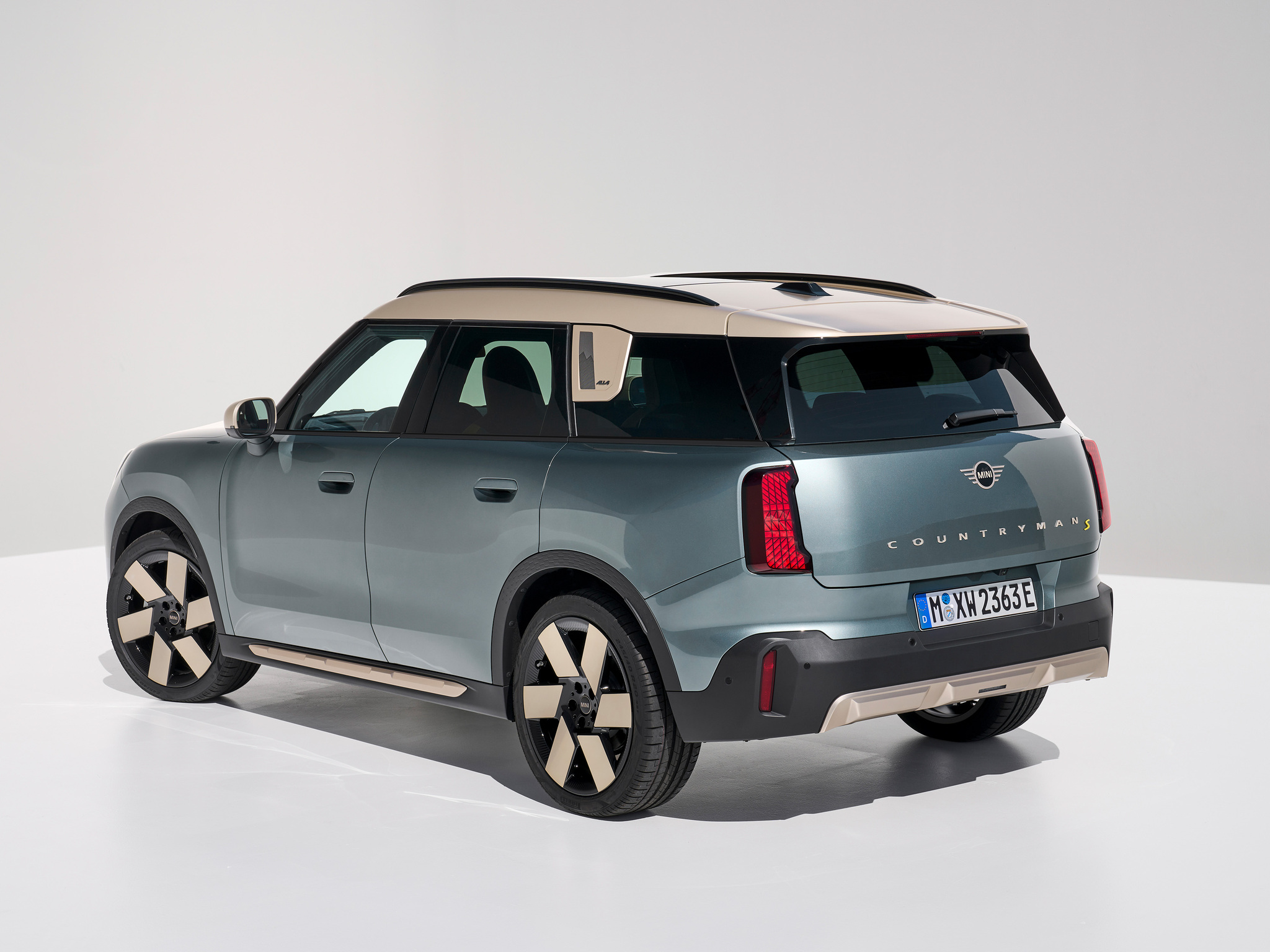 All-electric MINI Countryman