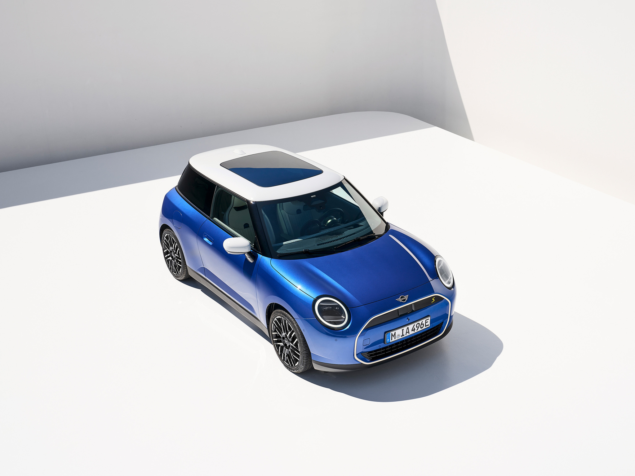 All-electric MINI Cooper