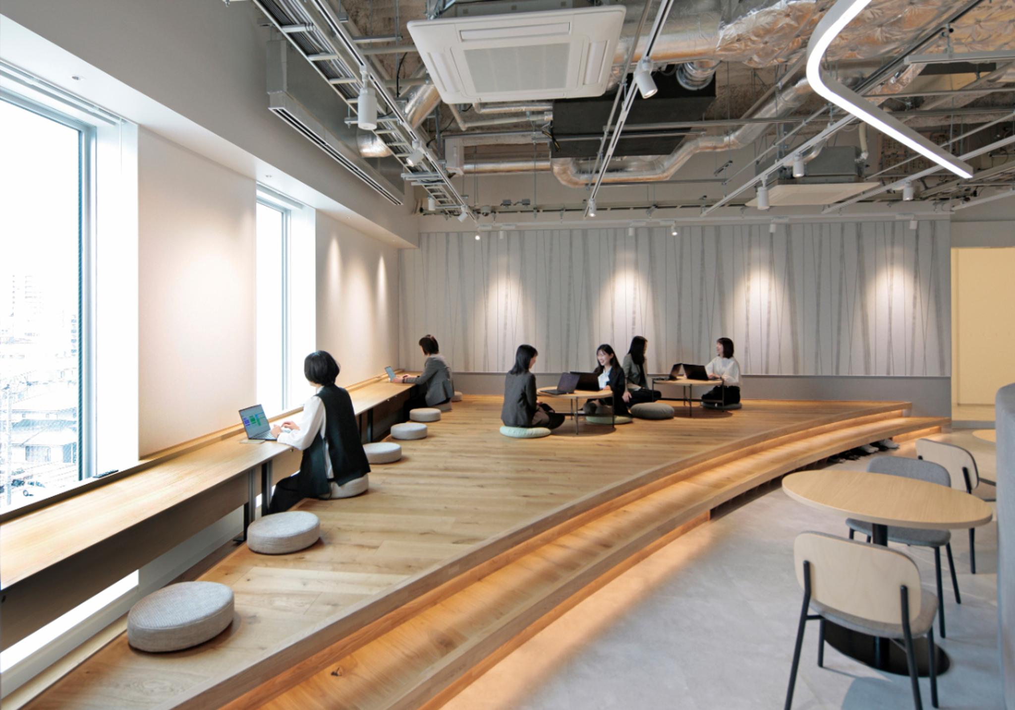 Hokkoku Bank Head Office