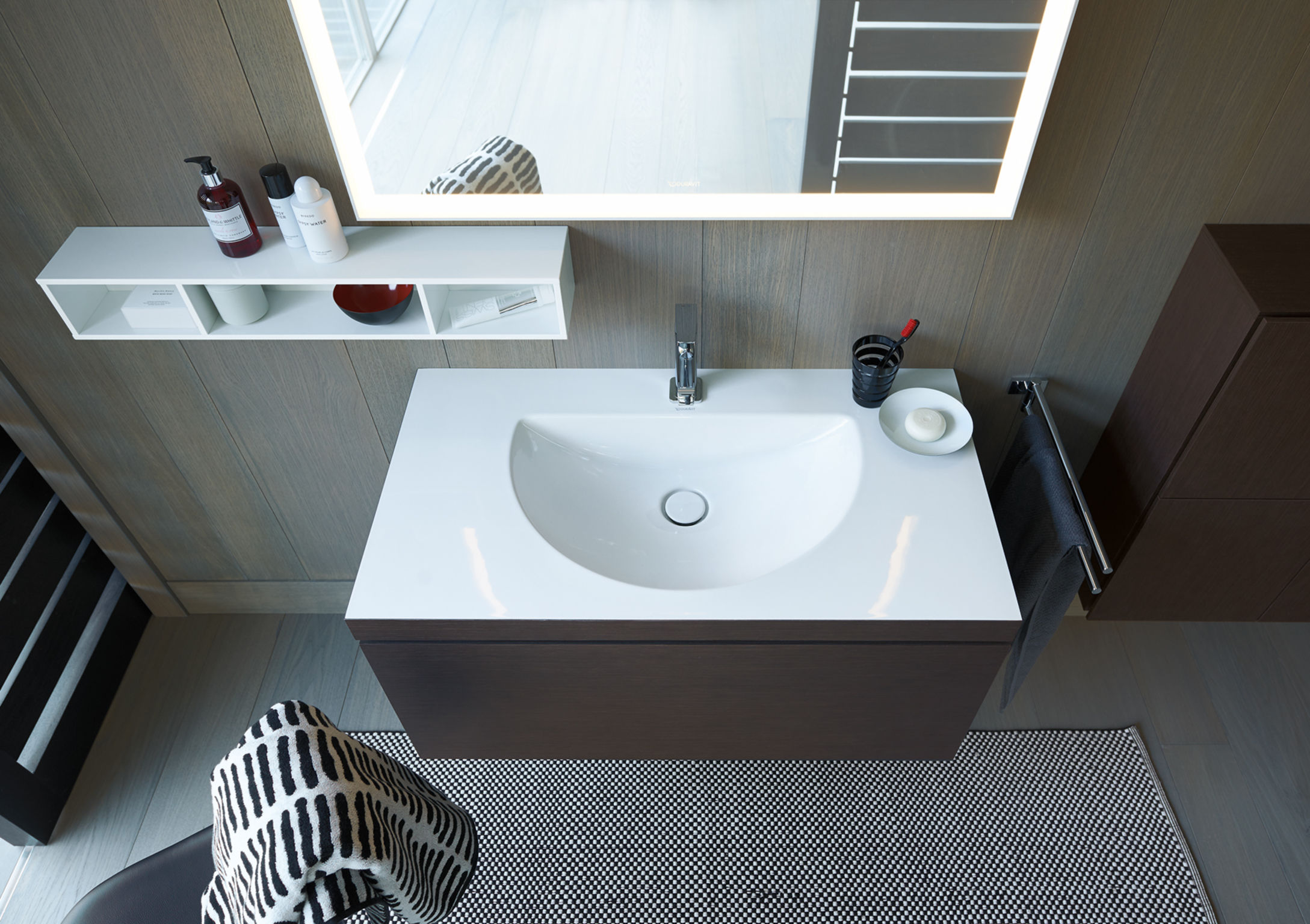 L-Cube furniture washbasin c-bonded
