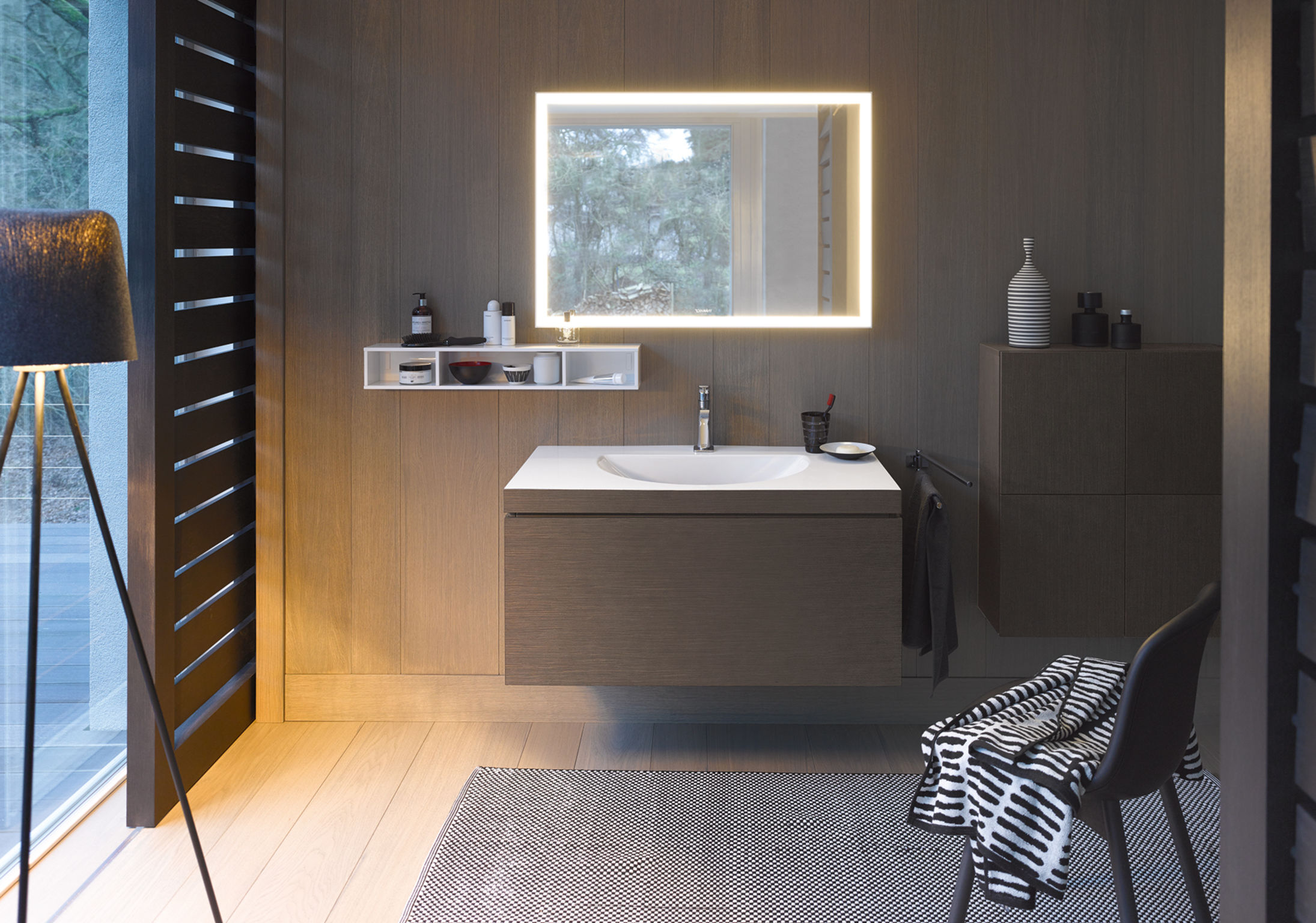 L-Cube furniture washbasin c-bonded
