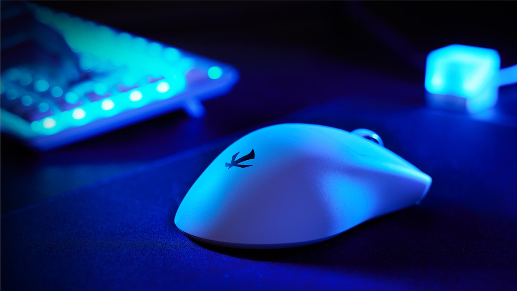 TRUE 8K Wireless Gaming Mouse with UWB