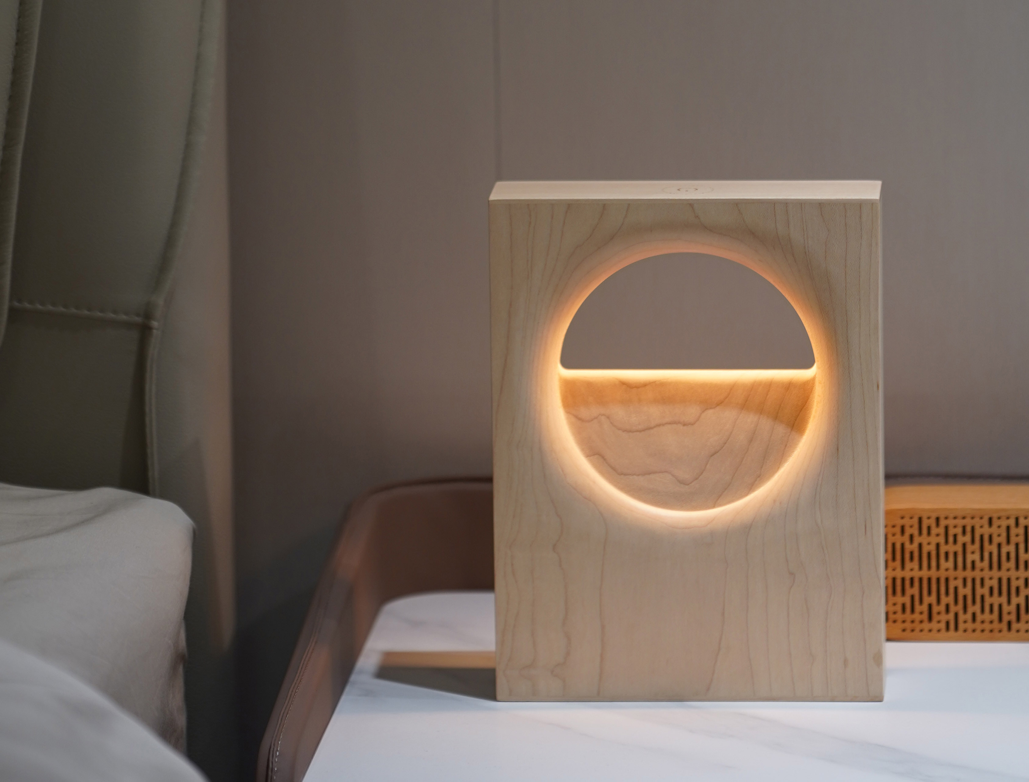 Half moon lamp