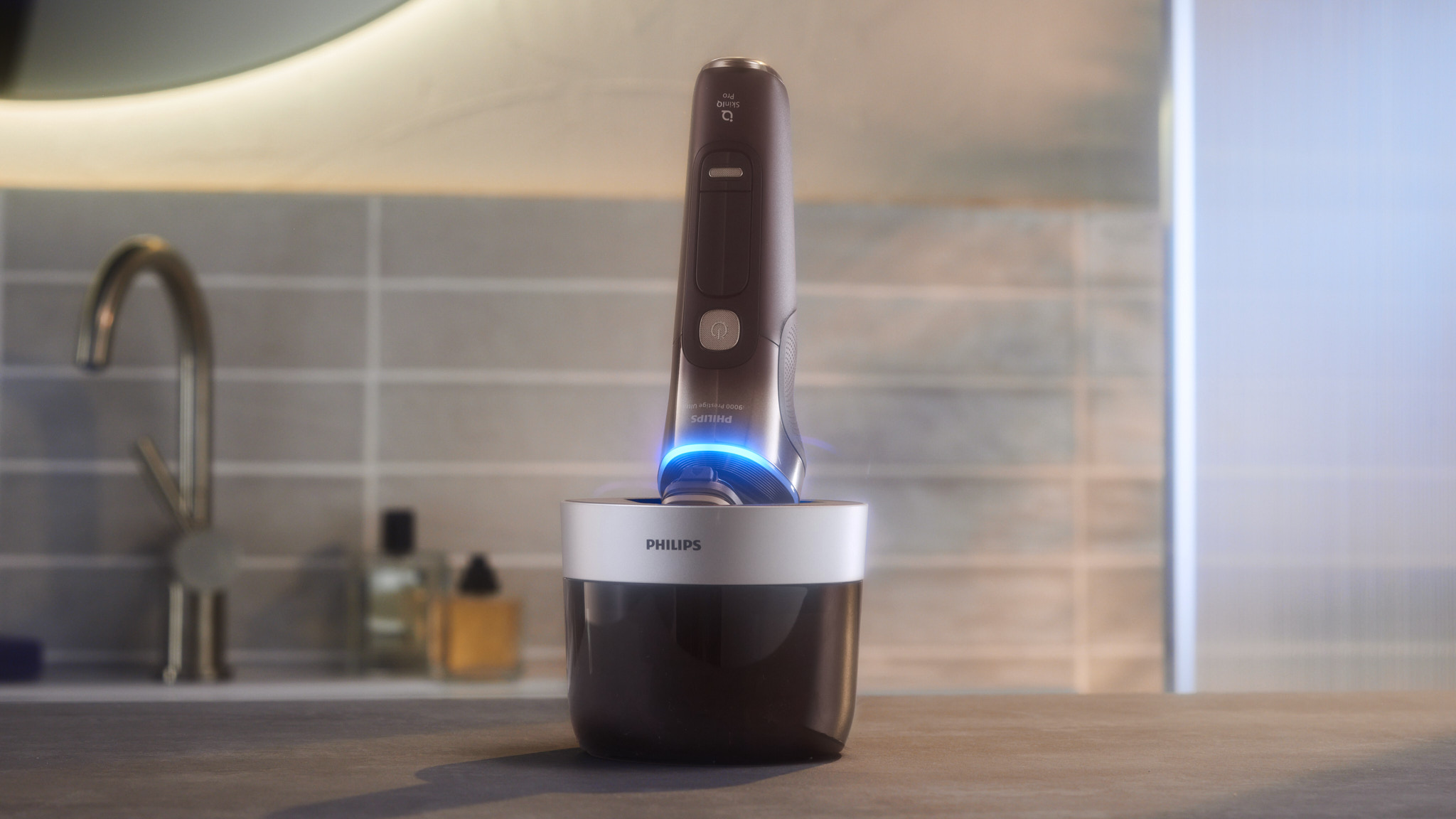 Philips i9000 Prestige Ultra Series