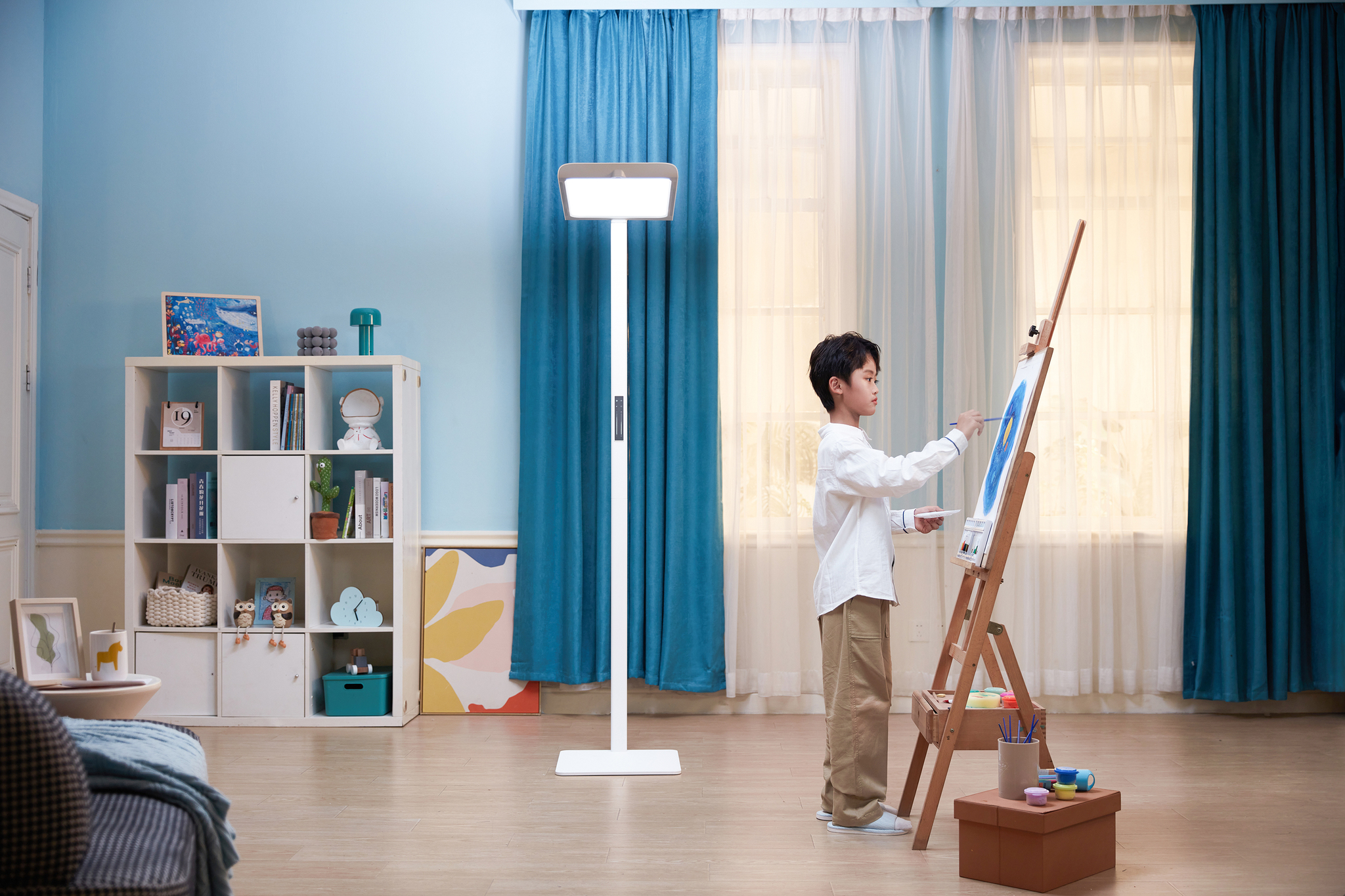 Philips F9 Floor Lamp