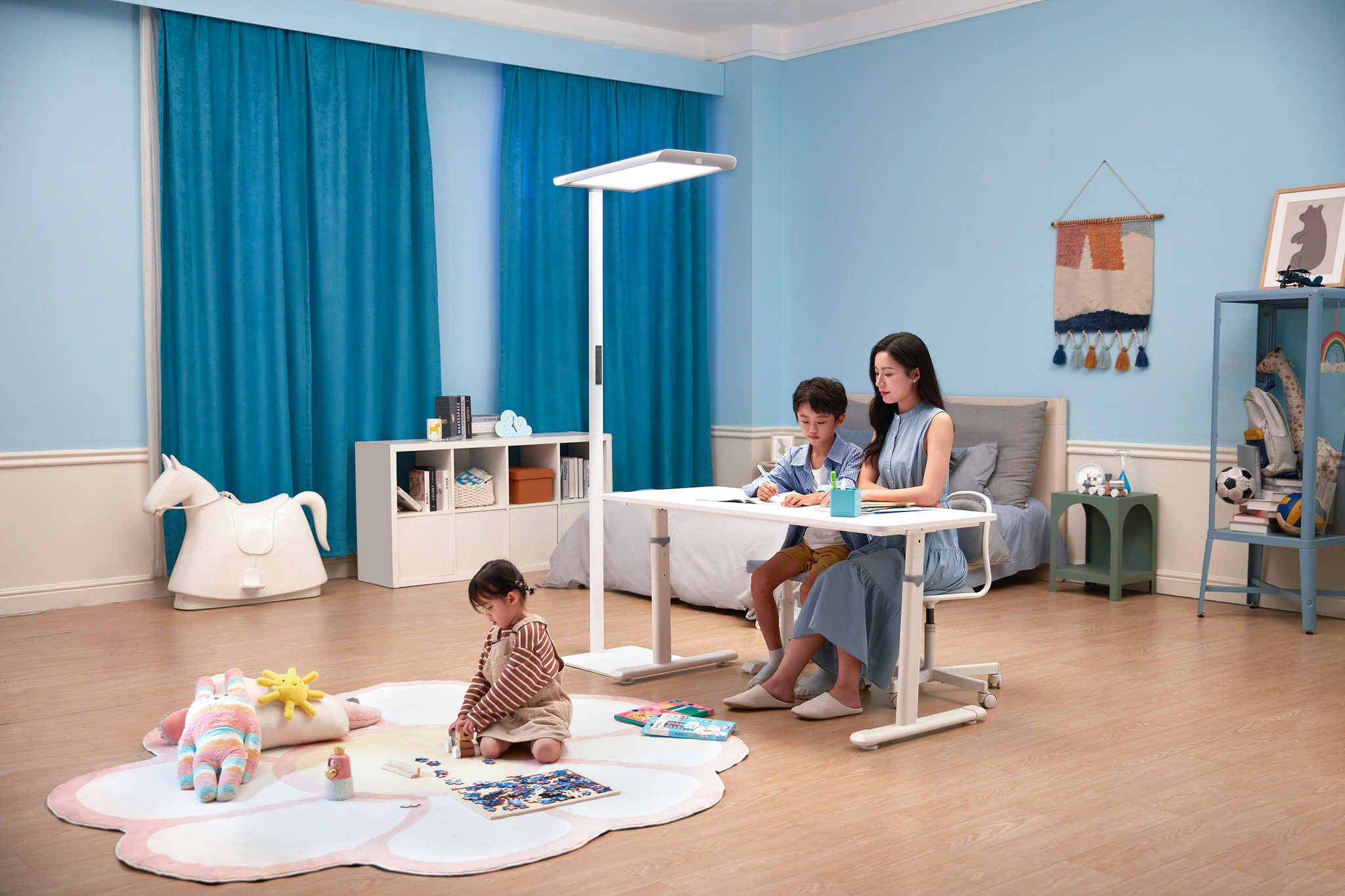 Philips F9 Floor Lamp