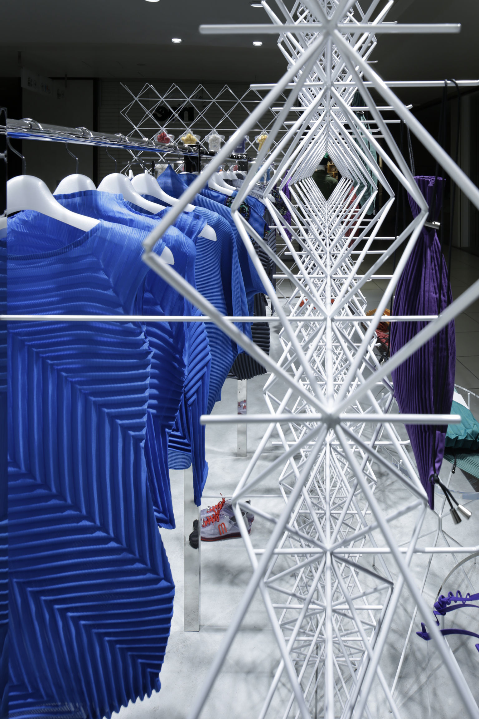 me ISSEY MIYAKE