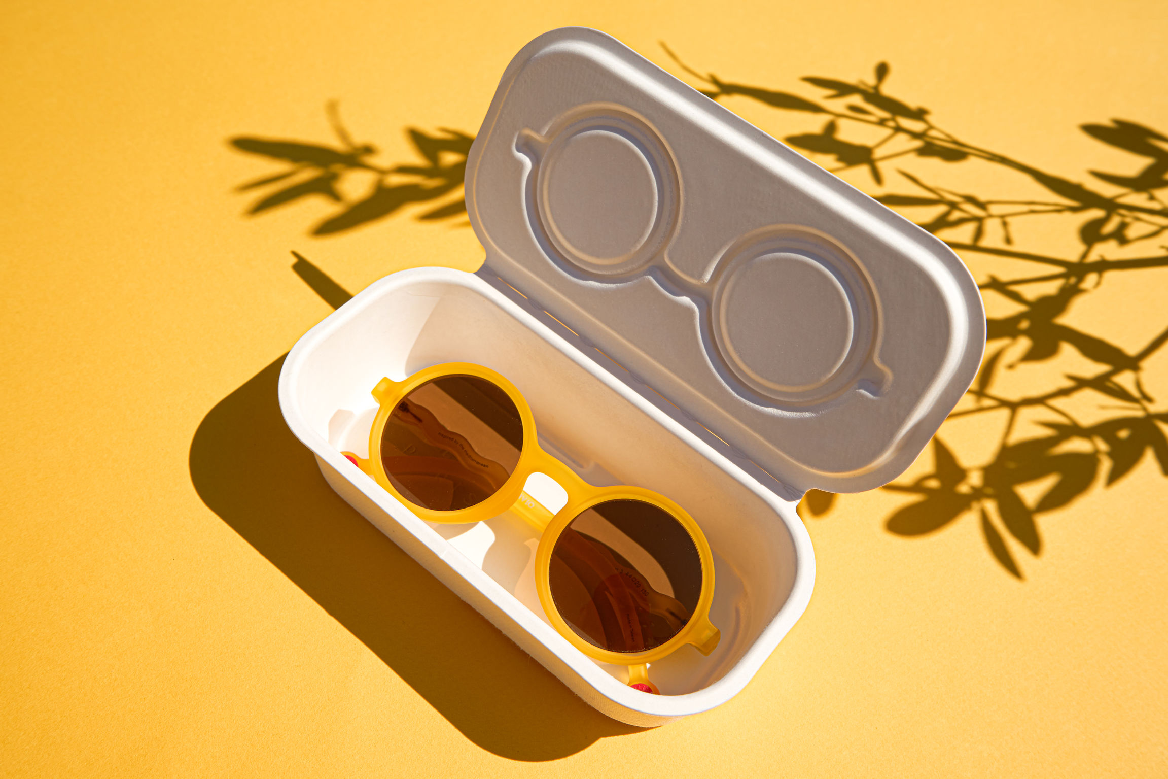 OLIVIO & CO Sunglasses Eco-Packaging