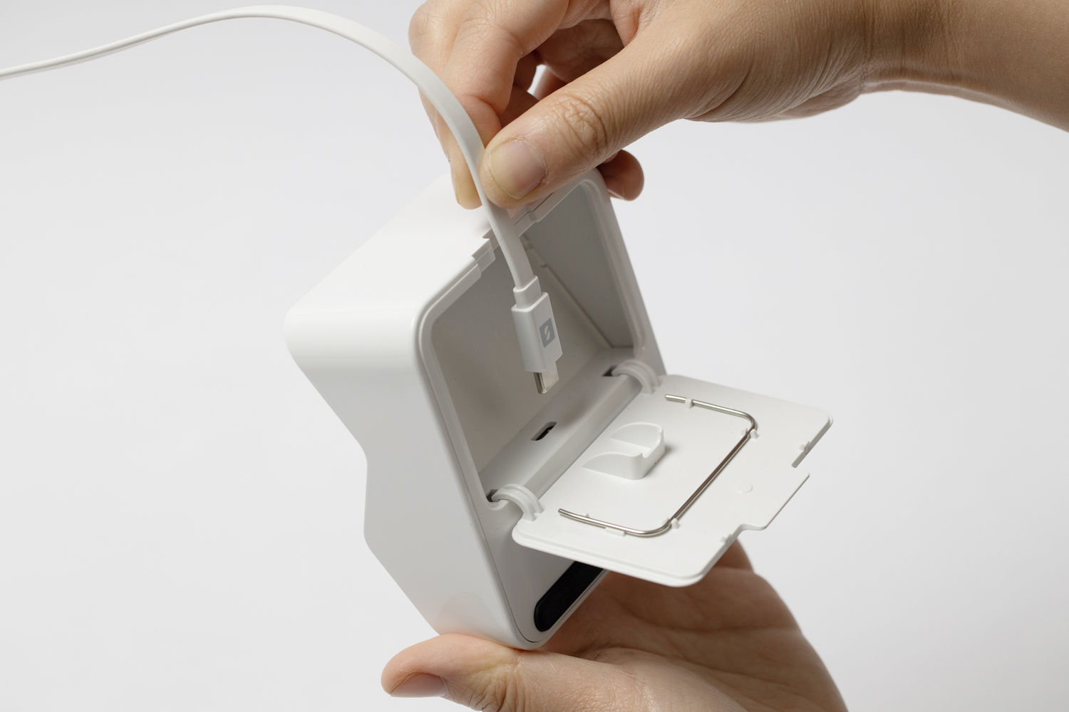 iF Design - SumUp Solo - Charging Station / Cradle