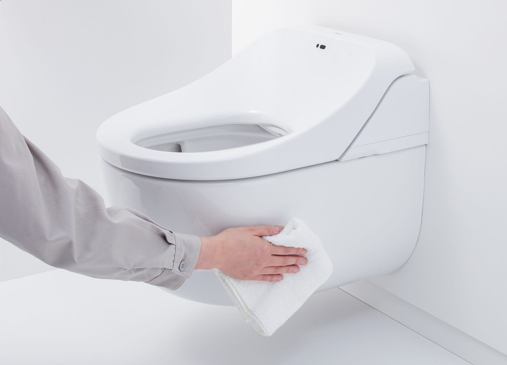 Shower Integrated Wall Hung Toilet