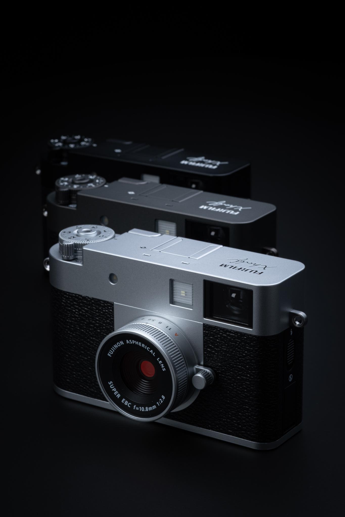FUJIFILM X half
