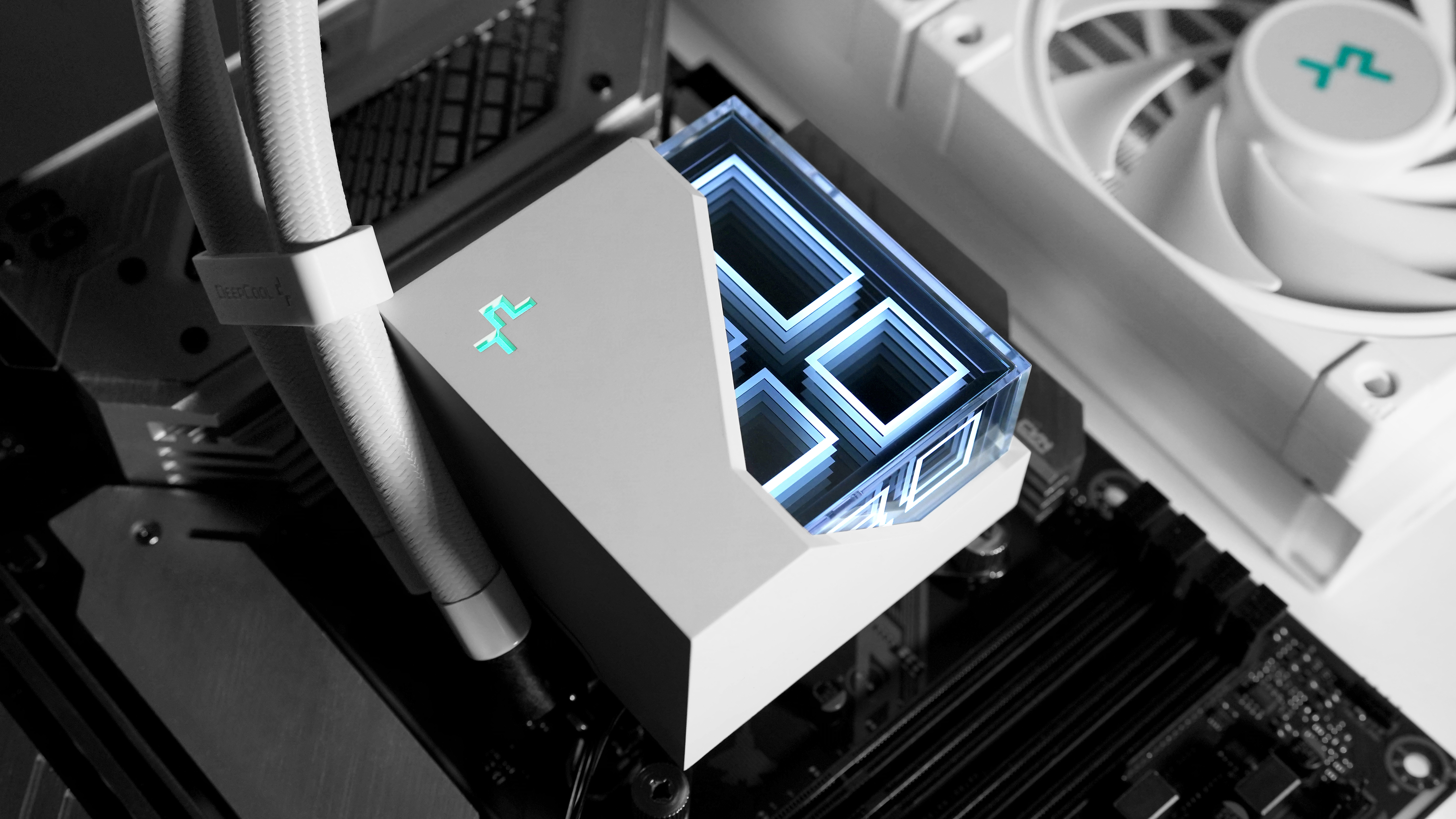 iF Design - LT720 - A Gorgeous CPU Liquid Cooler