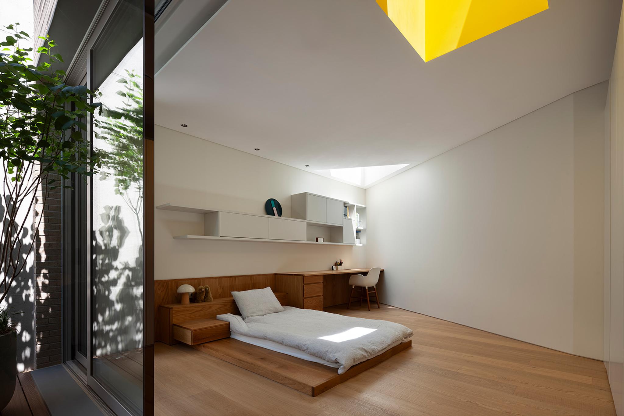 A House of Spiritual Light