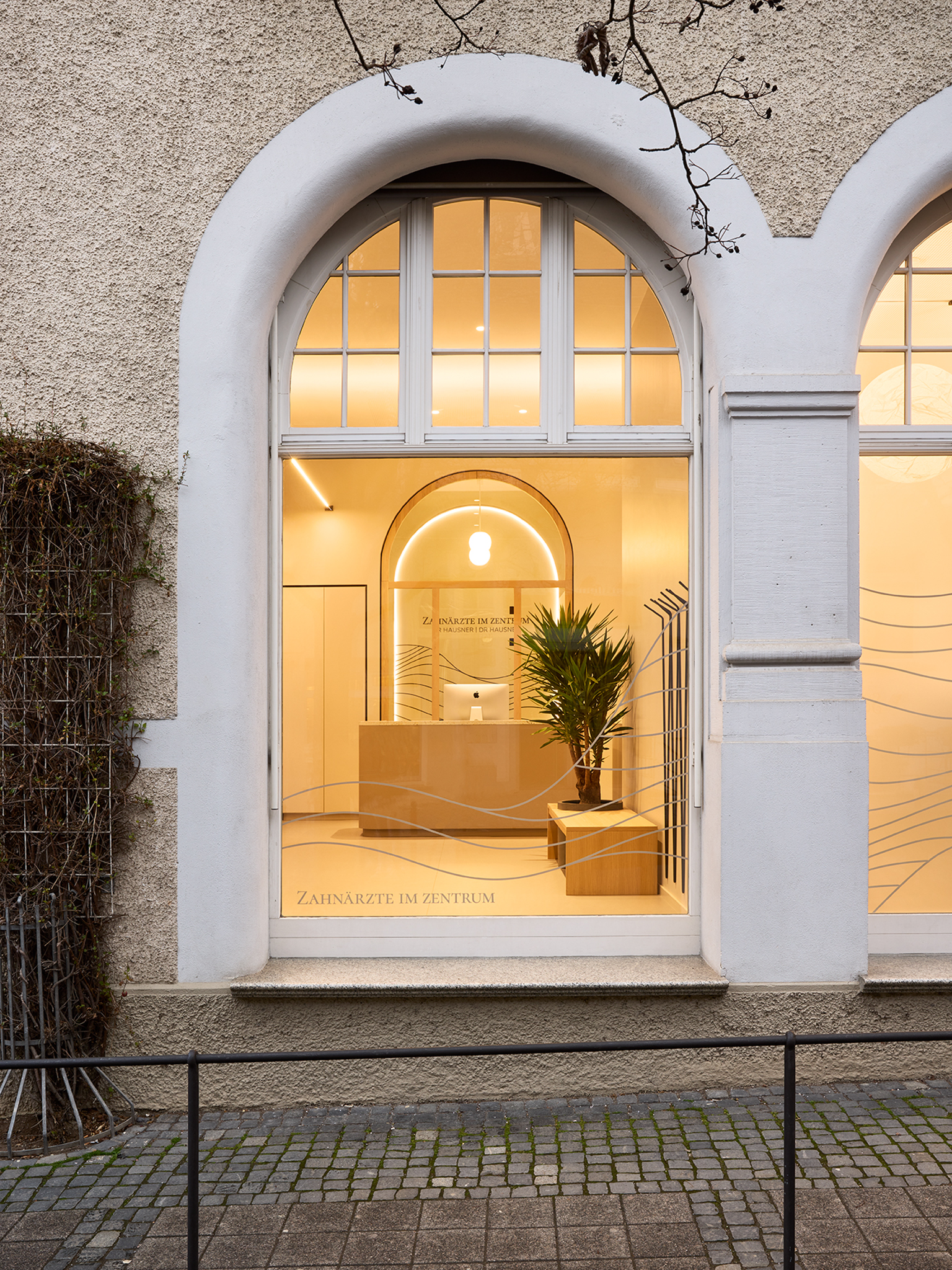 Zahnärzte im Zentrum Dr. Hausner | Dr. Hausner