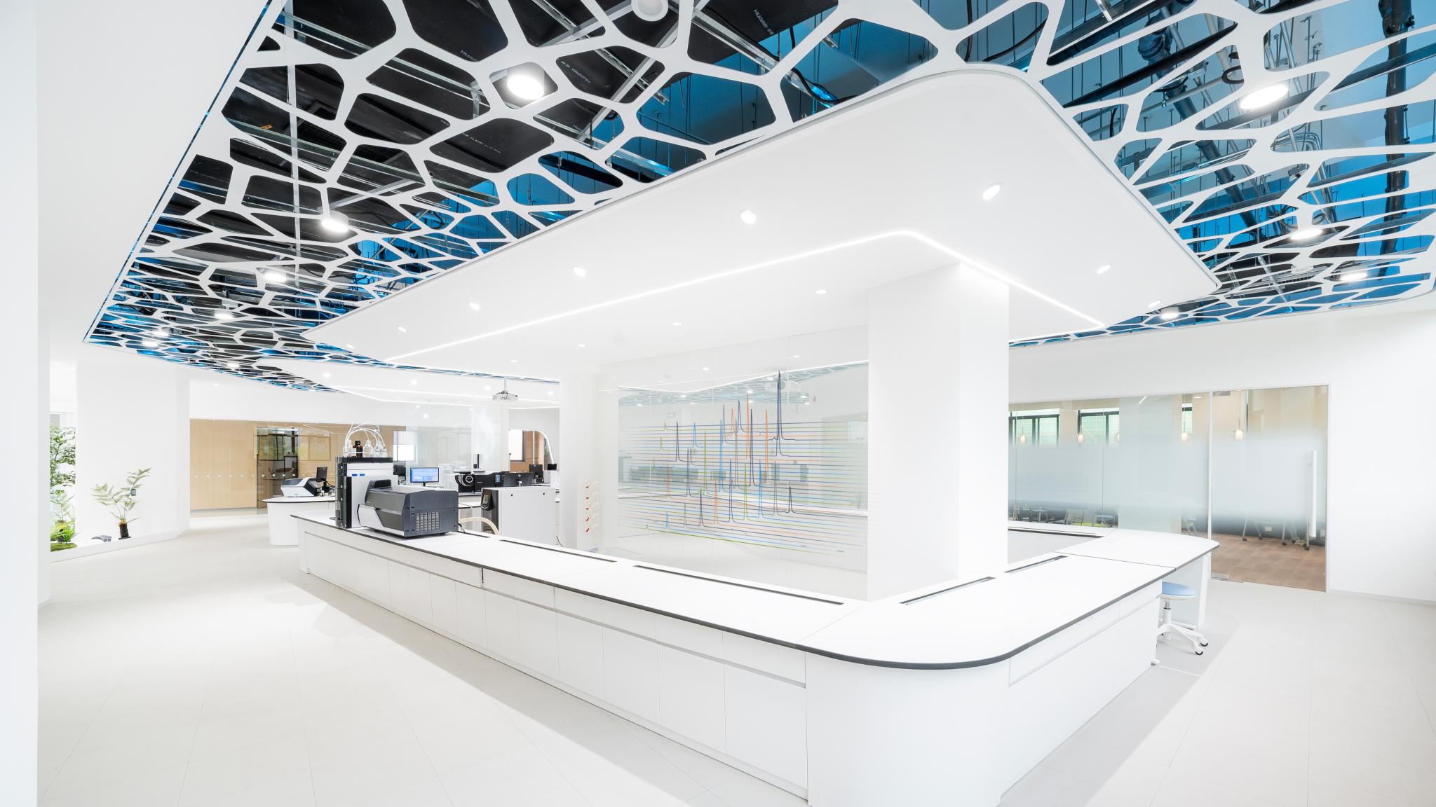 Nature-Inspired Innovation Lab