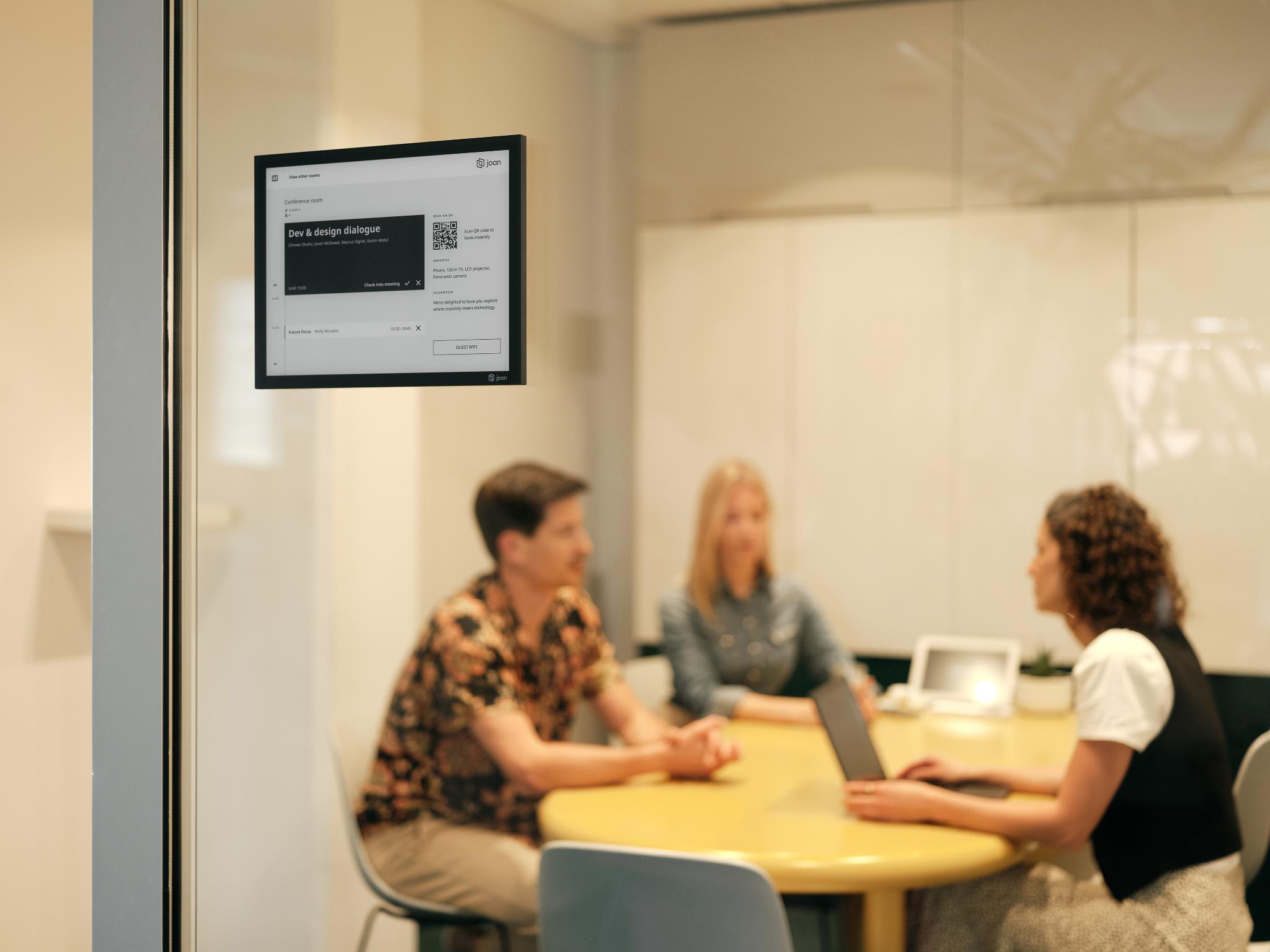 Joan 13 Pro – Wireless Multifunction Scheduler