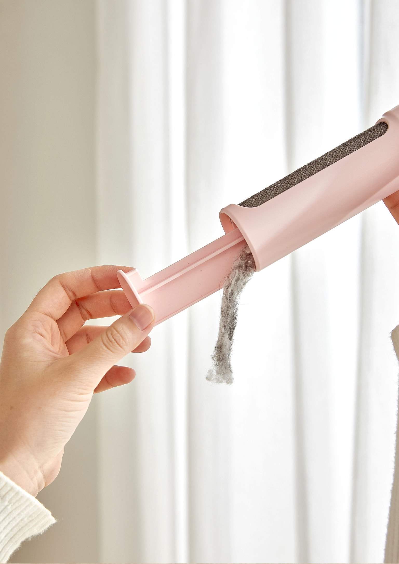 Cylinder hair removal brush