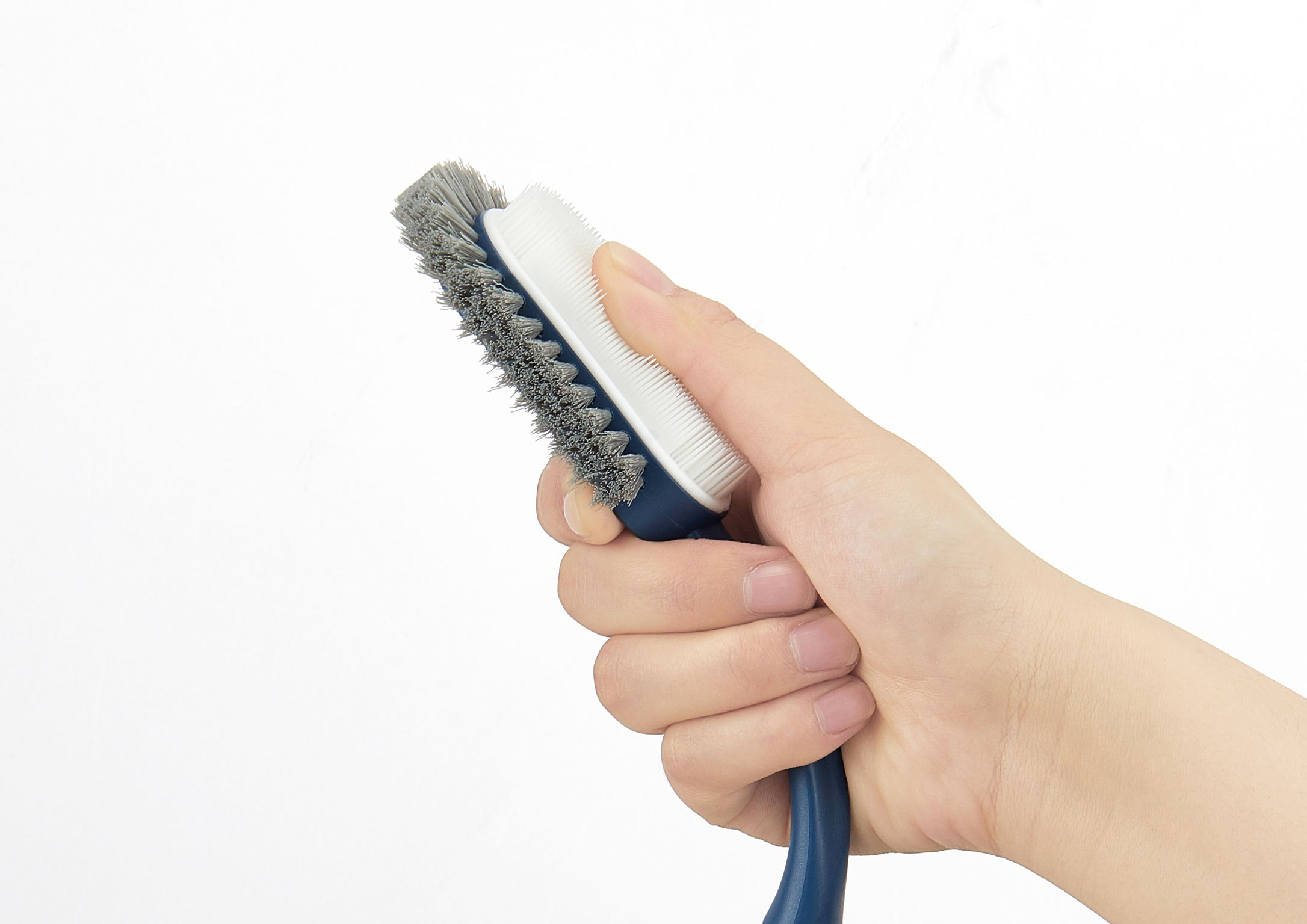 U-shaped soft-bristle shoe brush