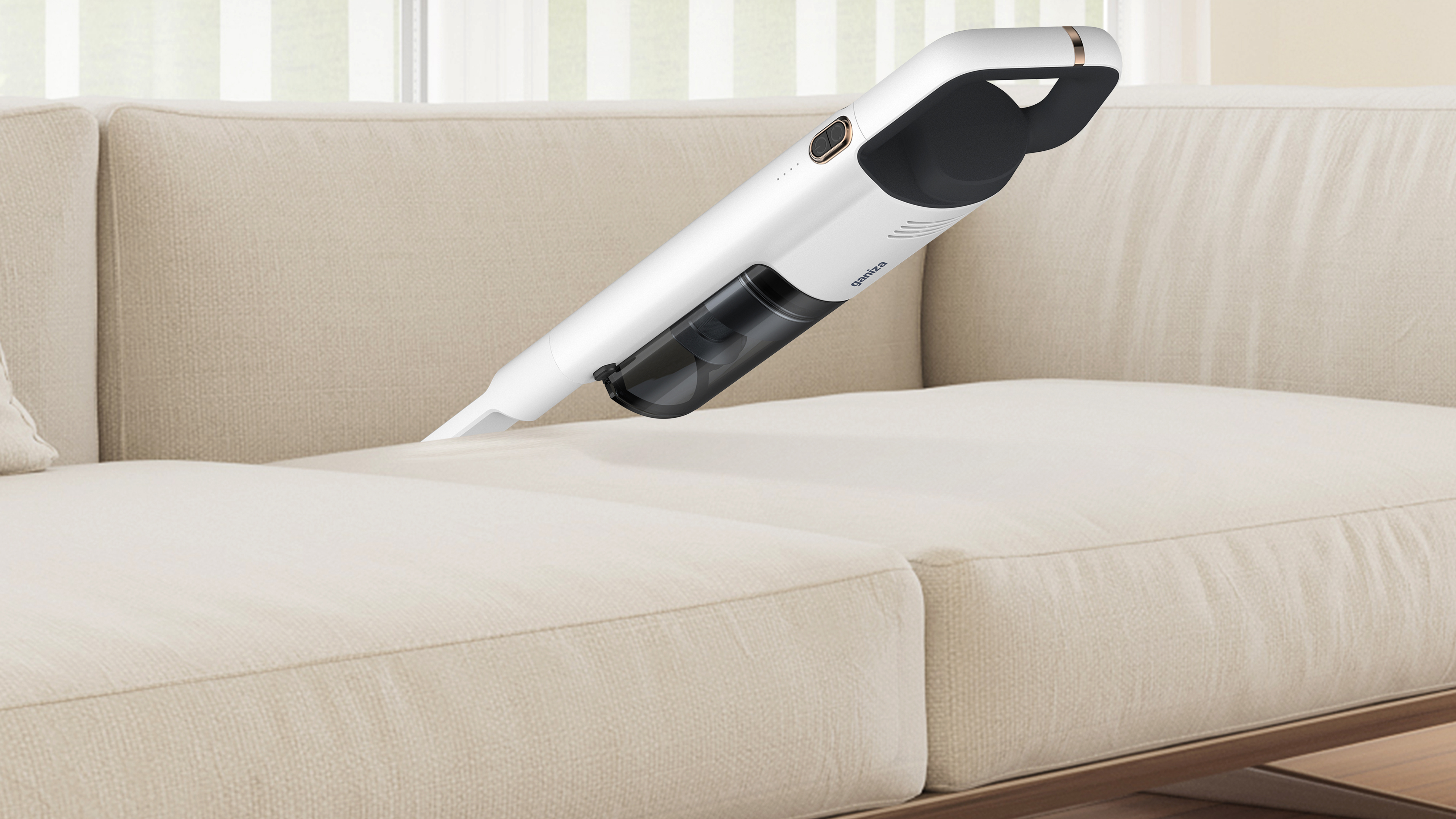 Multi-angle handheld vacuum cleaner