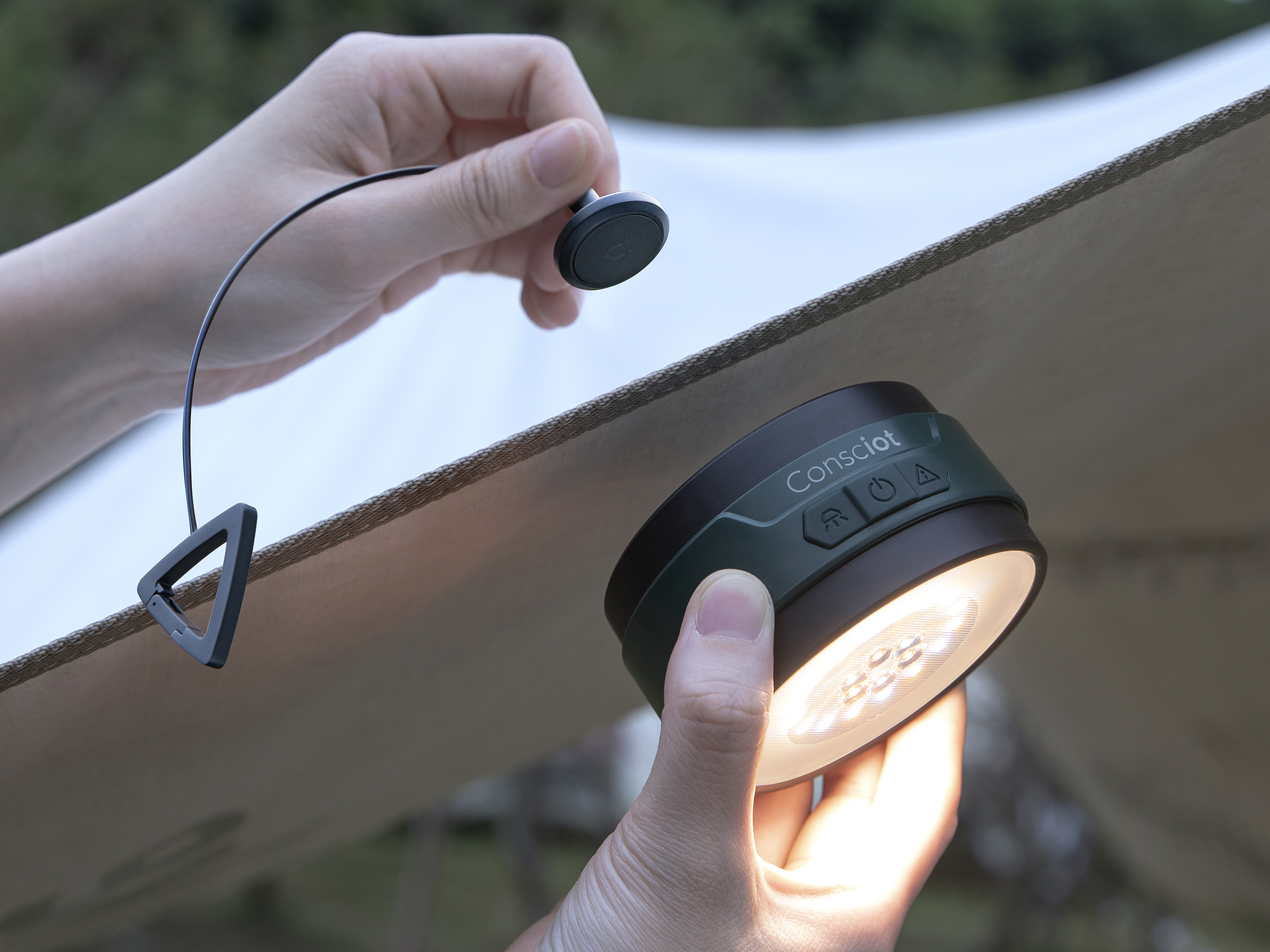 C10 [All Terrain Portable Camping Light]