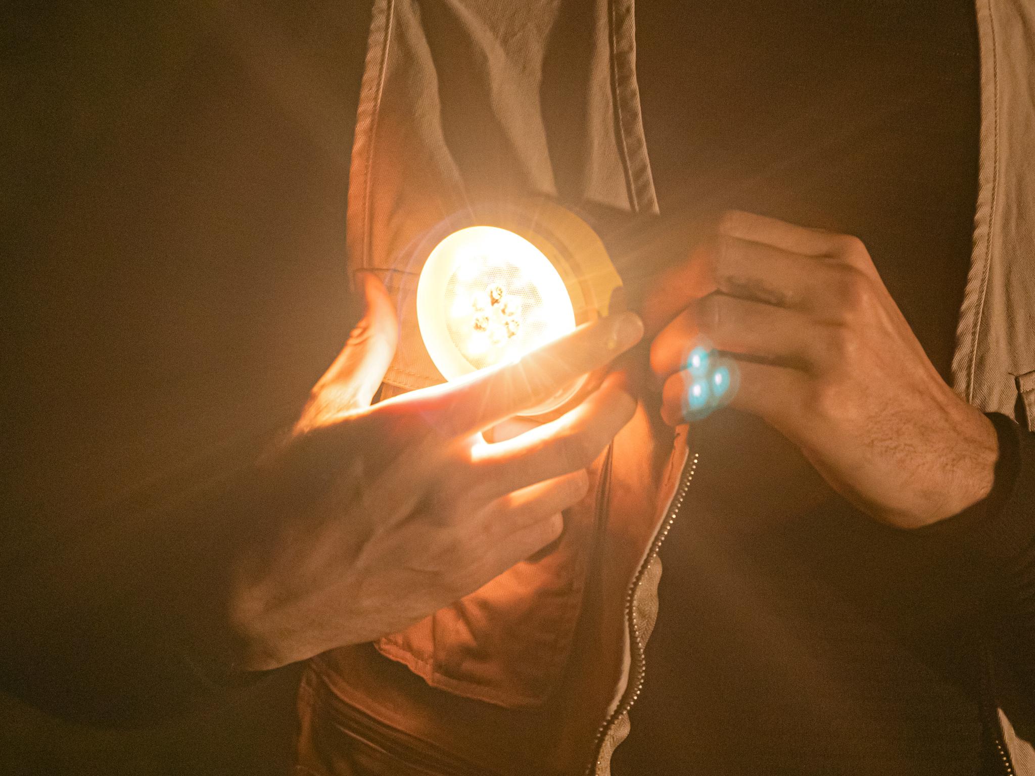 C10 [All Terrain Portable Camping Light]