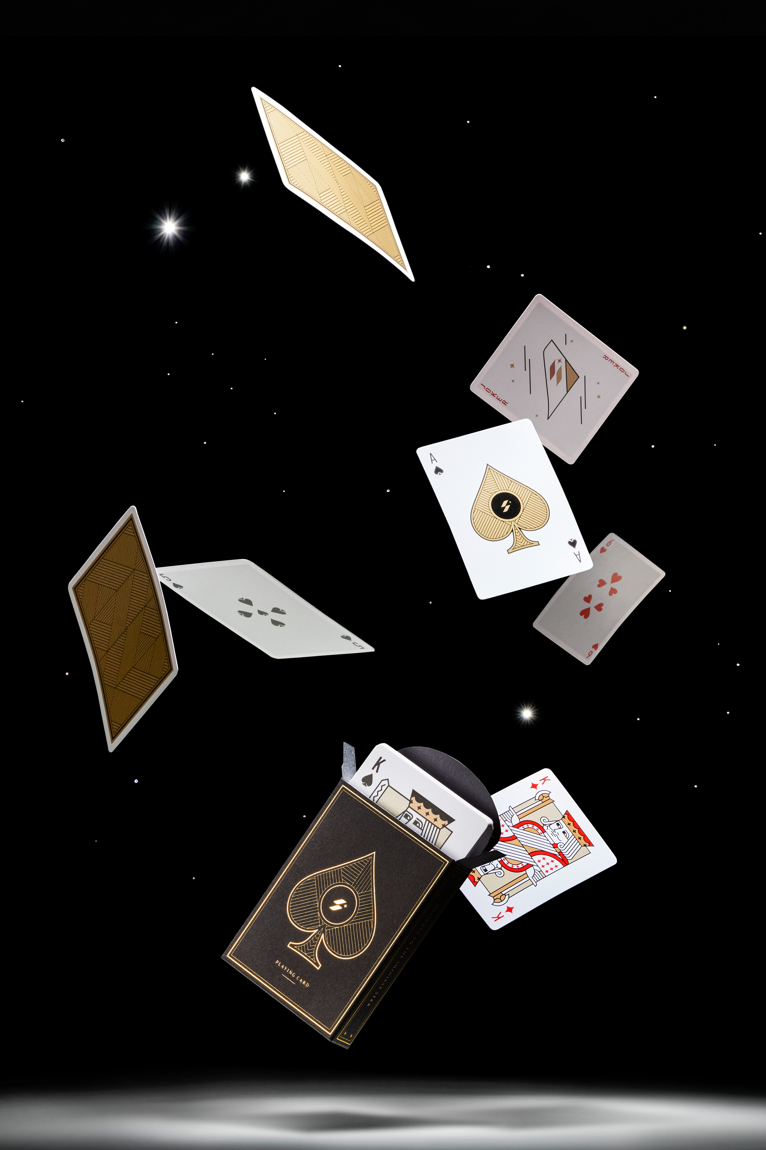STARLUX AIRLINES PLAYING CARDS DESIGN
