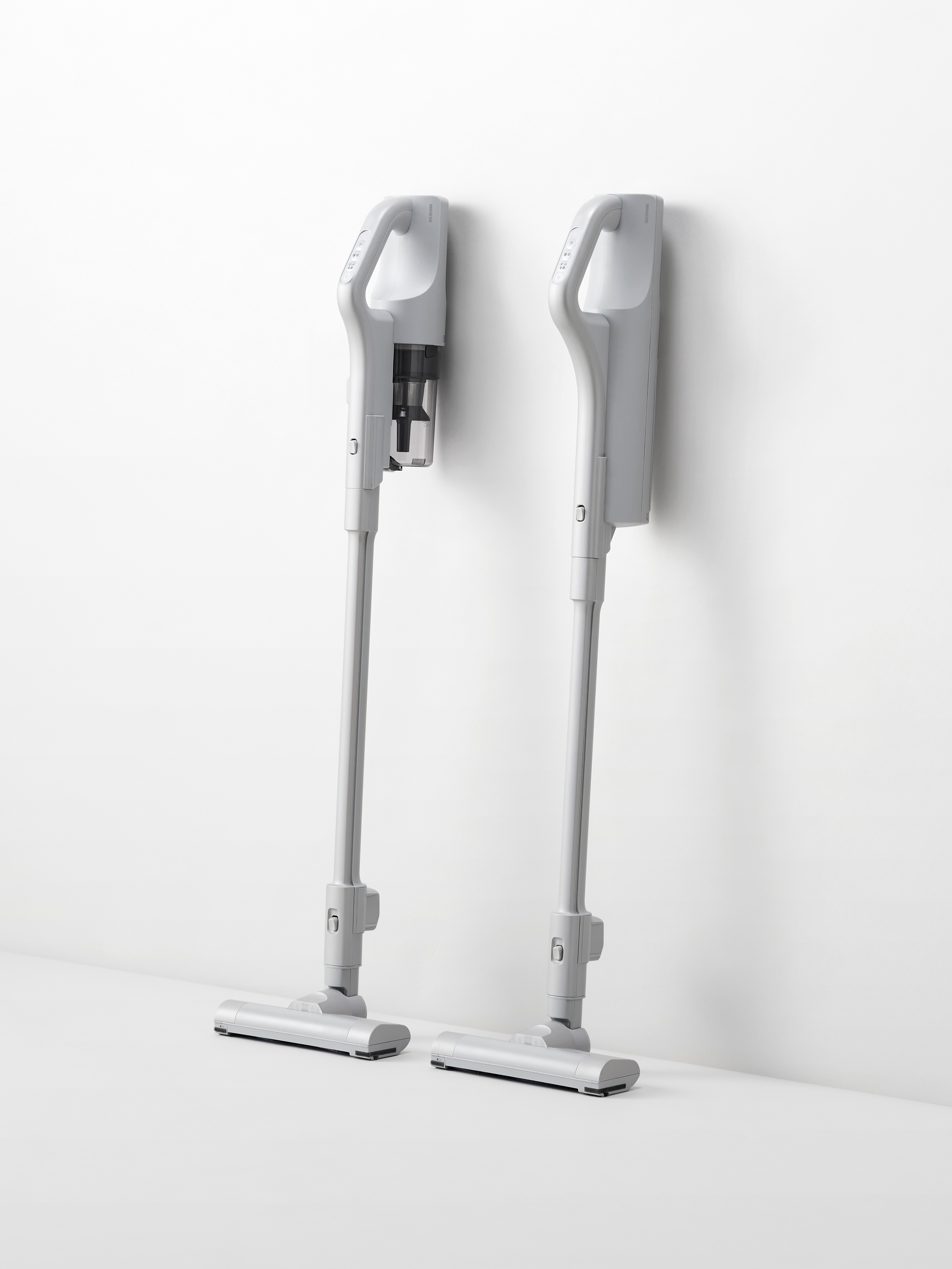 IRISOHYAMA "Light-weight Vacuums Design language"