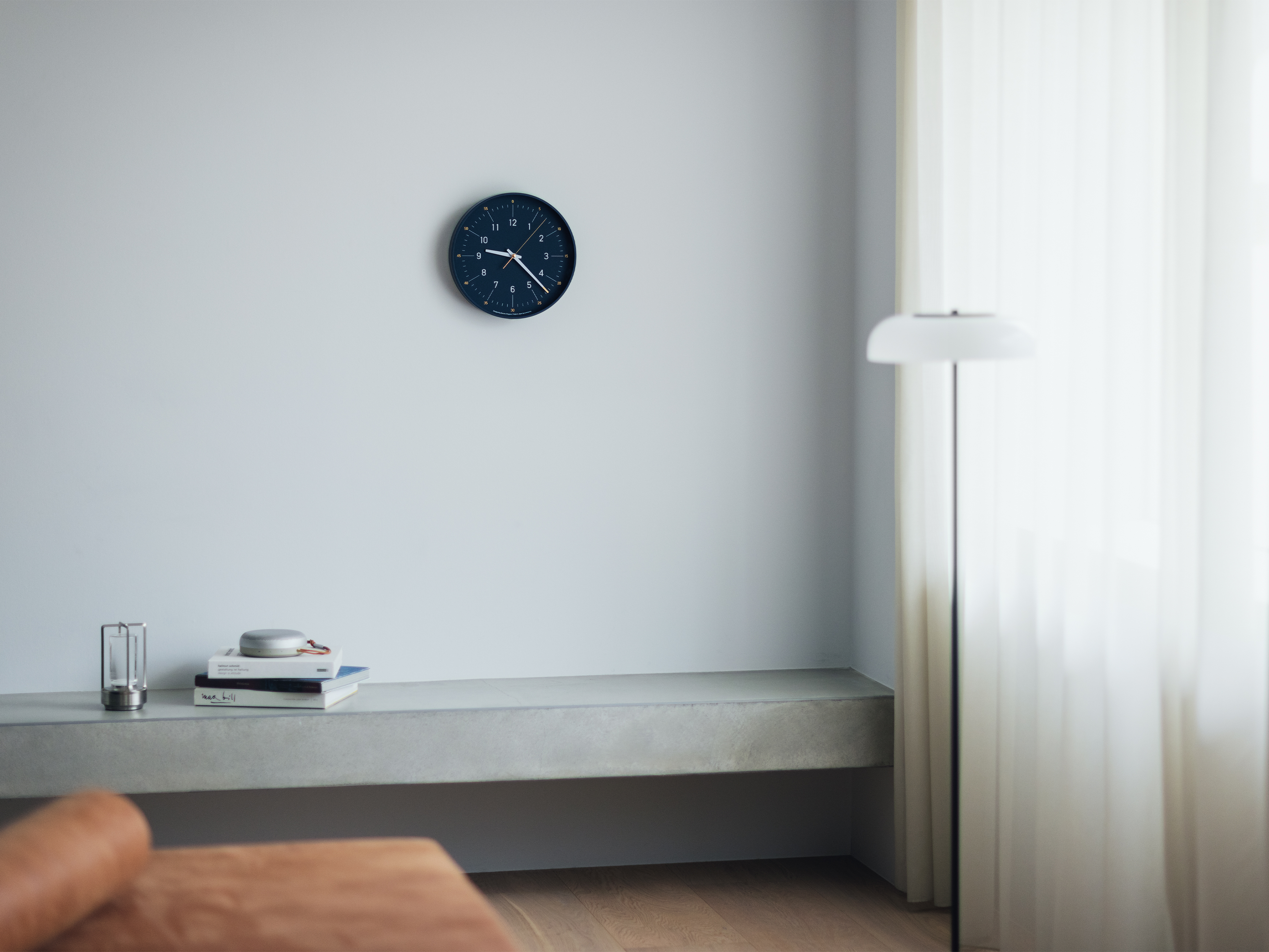 essent - Wall Clock