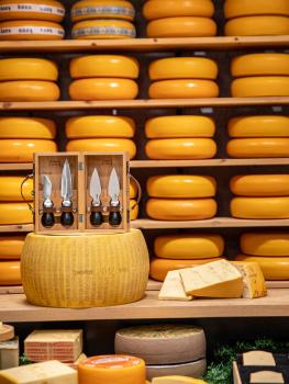 Cheesemongers parm set PRO