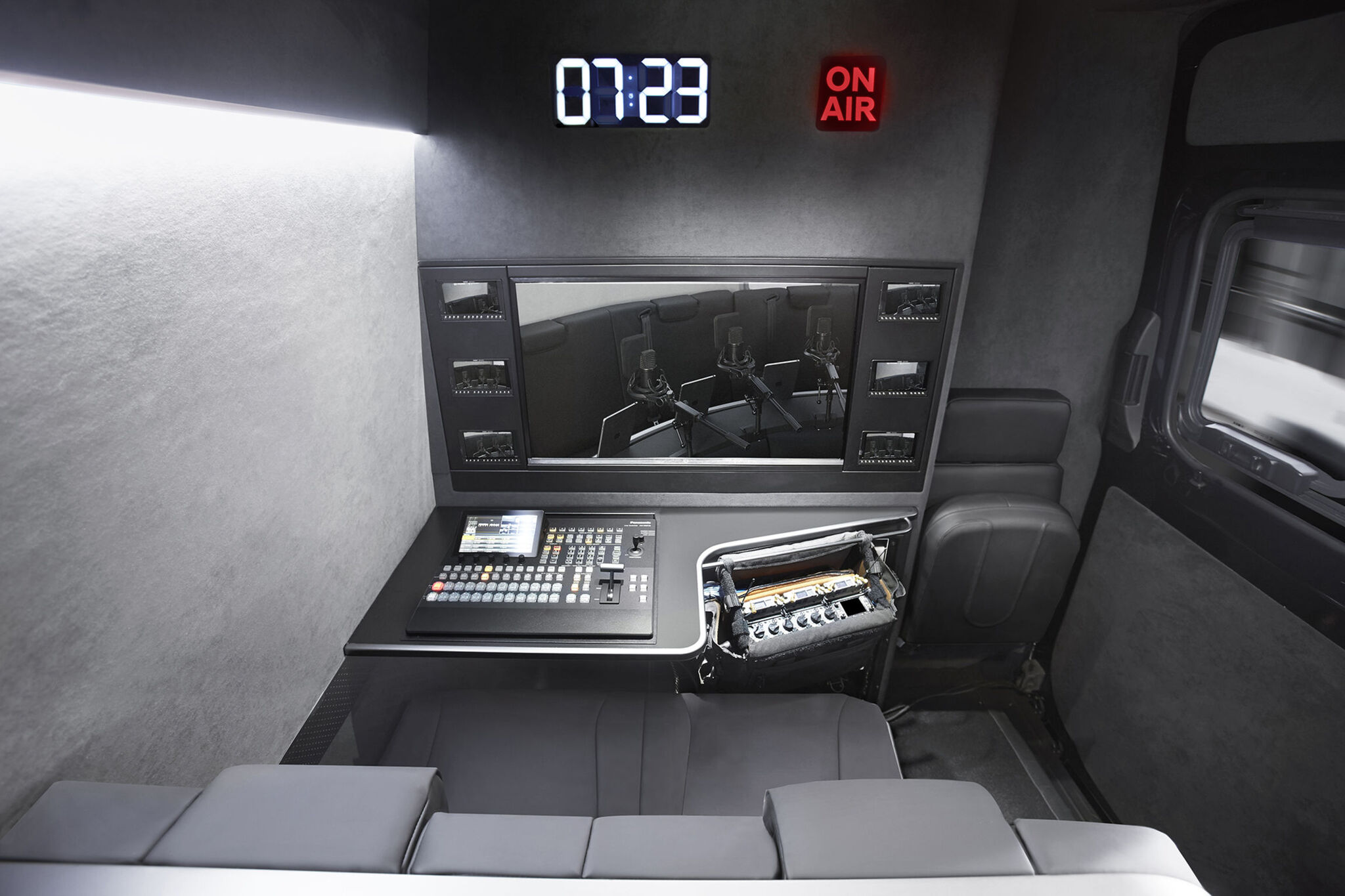 Hyundai Moving Studio
