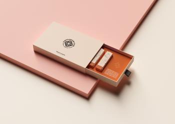 SAFELOWER CLUB Lipsticks Packaging